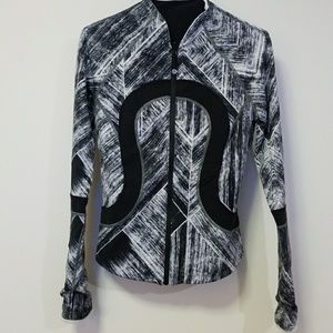 Lululemon Reversible define jacket